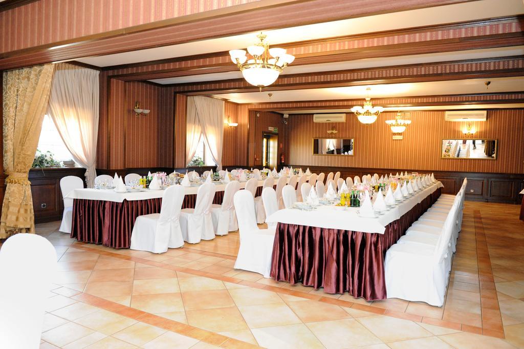 Hotel Czardasz Kozieglowy  ภายนอก รูปภาพ