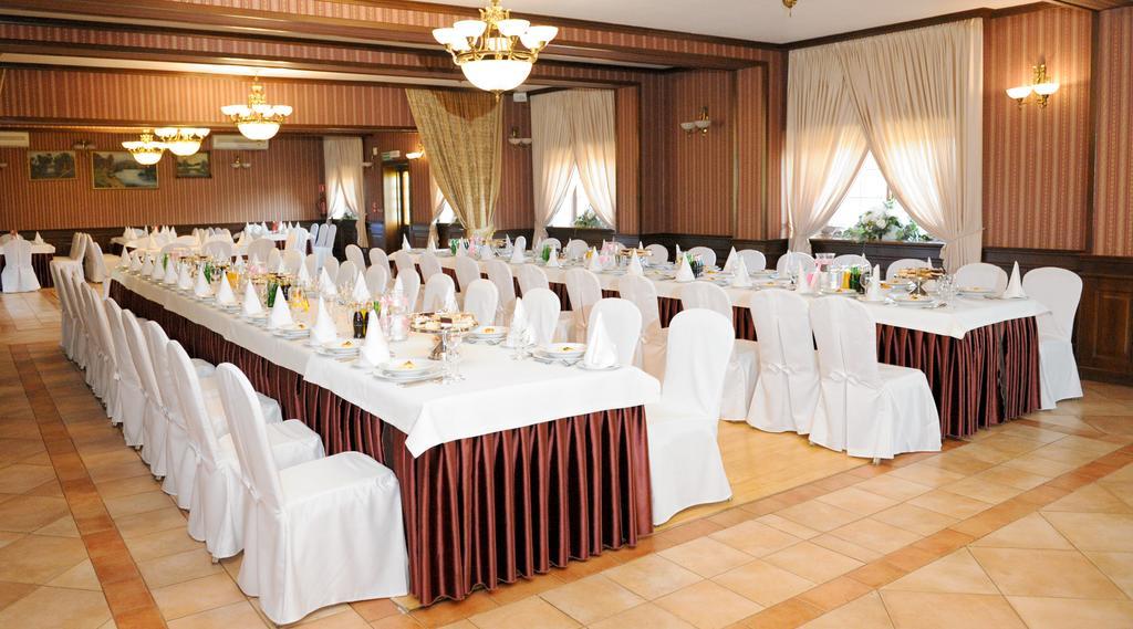 Hotel Czardasz Kozieglowy  ภายนอก รูปภาพ