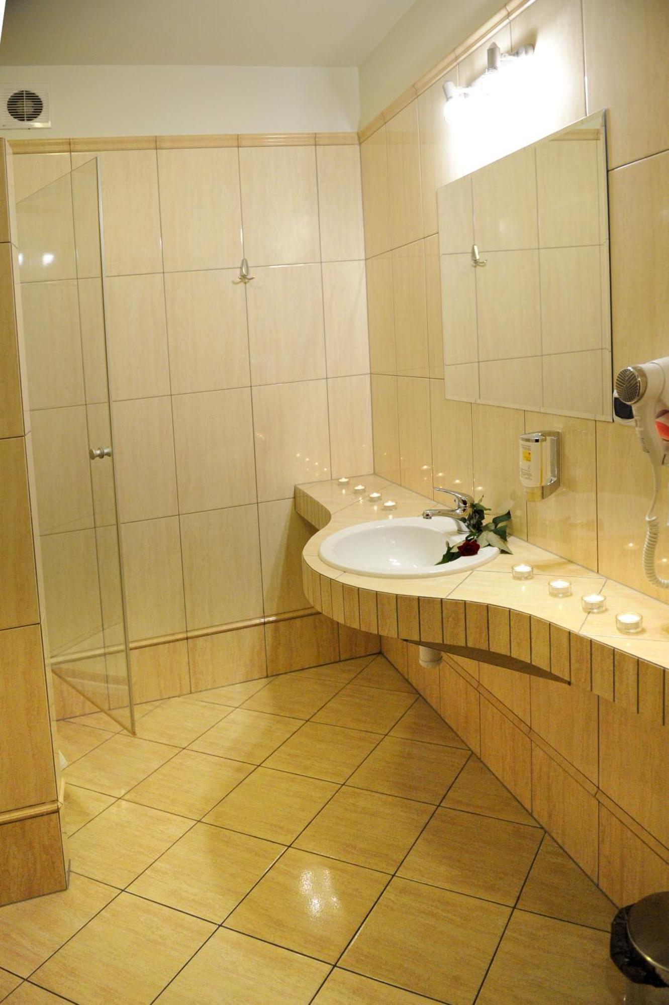 Hotel Czardasz Kozieglowy  ภายนอก รูปภาพ